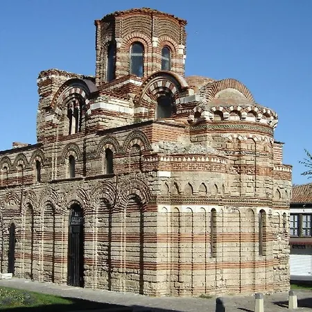 Family Saint Nikola - Free Parking