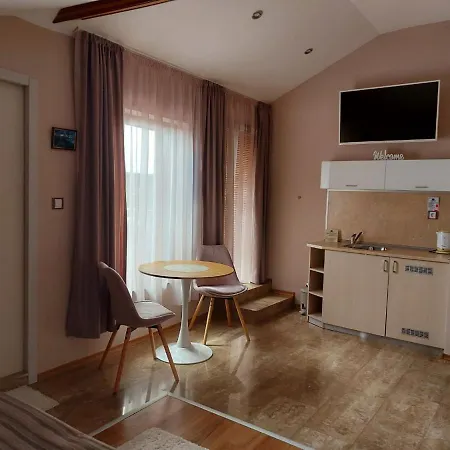Hotel Family Saint Nikola - Free Parking 3*
