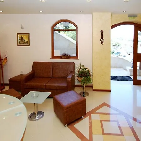 Family Saint Nikola - Free Parking 3*
