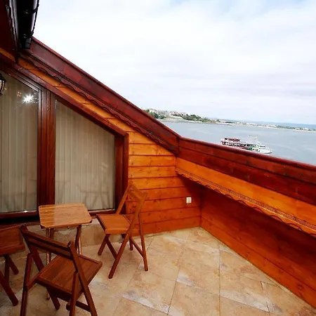 Family Saint Nikola And Free Parking