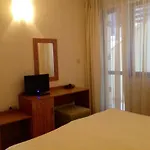 Hotel Family Saint Nikola - Free Parking