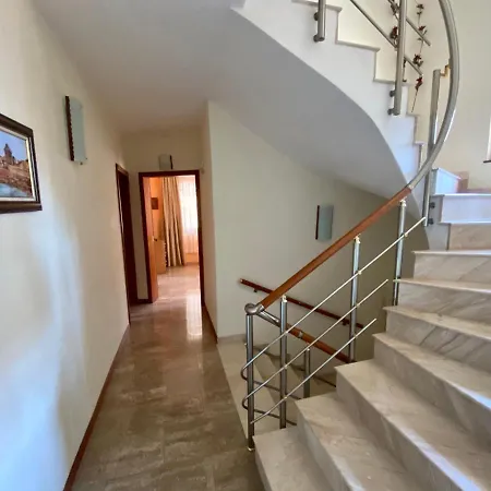 Family Saint Nikola - Free Parking 3* نيسيبار