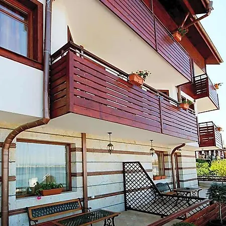 Family Saint Nikola 3* Neszebar
