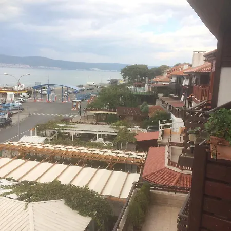 Family Saint Nikola - Free Parking Hotel