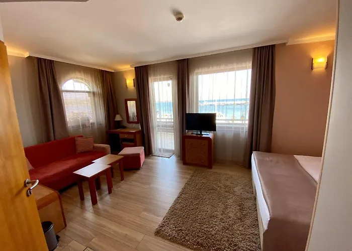 Family Saint Nikola And Free Parking Hotel