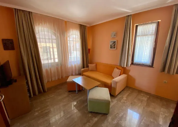 Hotel Family Saint Nikola And Free Parking