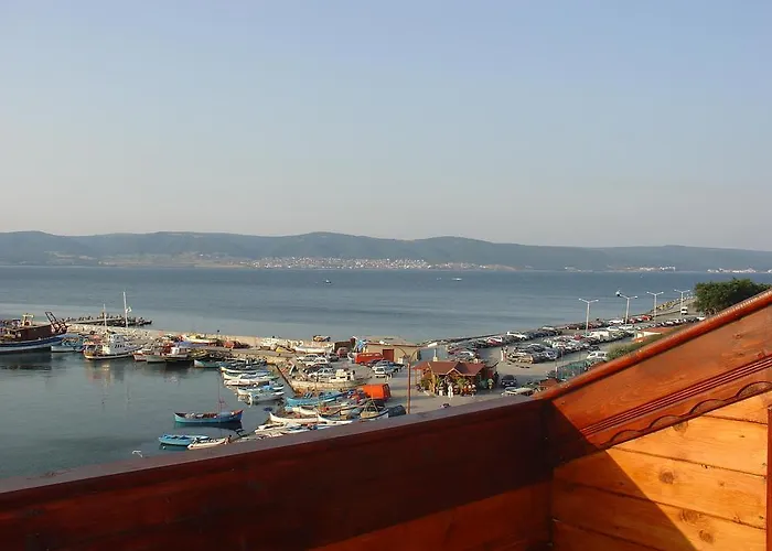 Family Saint Nikola And Free Parking Hotel