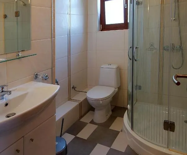 Family Saint Nikola And Free Parking Hotel